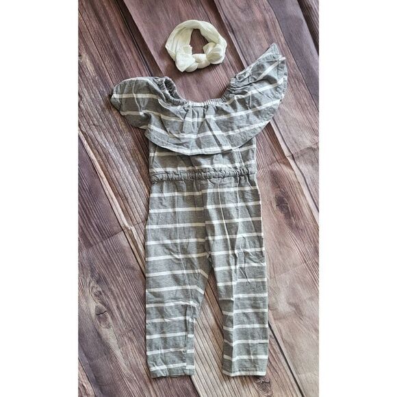 Grey/white striped off shoulder romper with matching bow - Picture 5 of 5